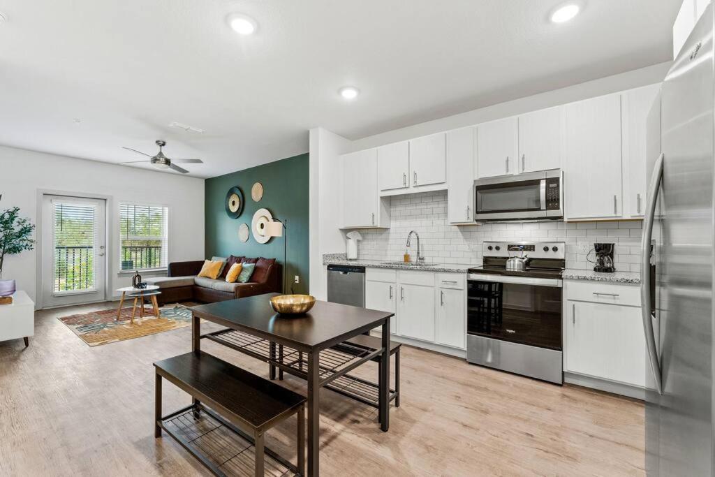 Complete Apartment ,10 Min To Parks Pets Allowed, Resort-Style Amenities Orlando Buitenkant foto