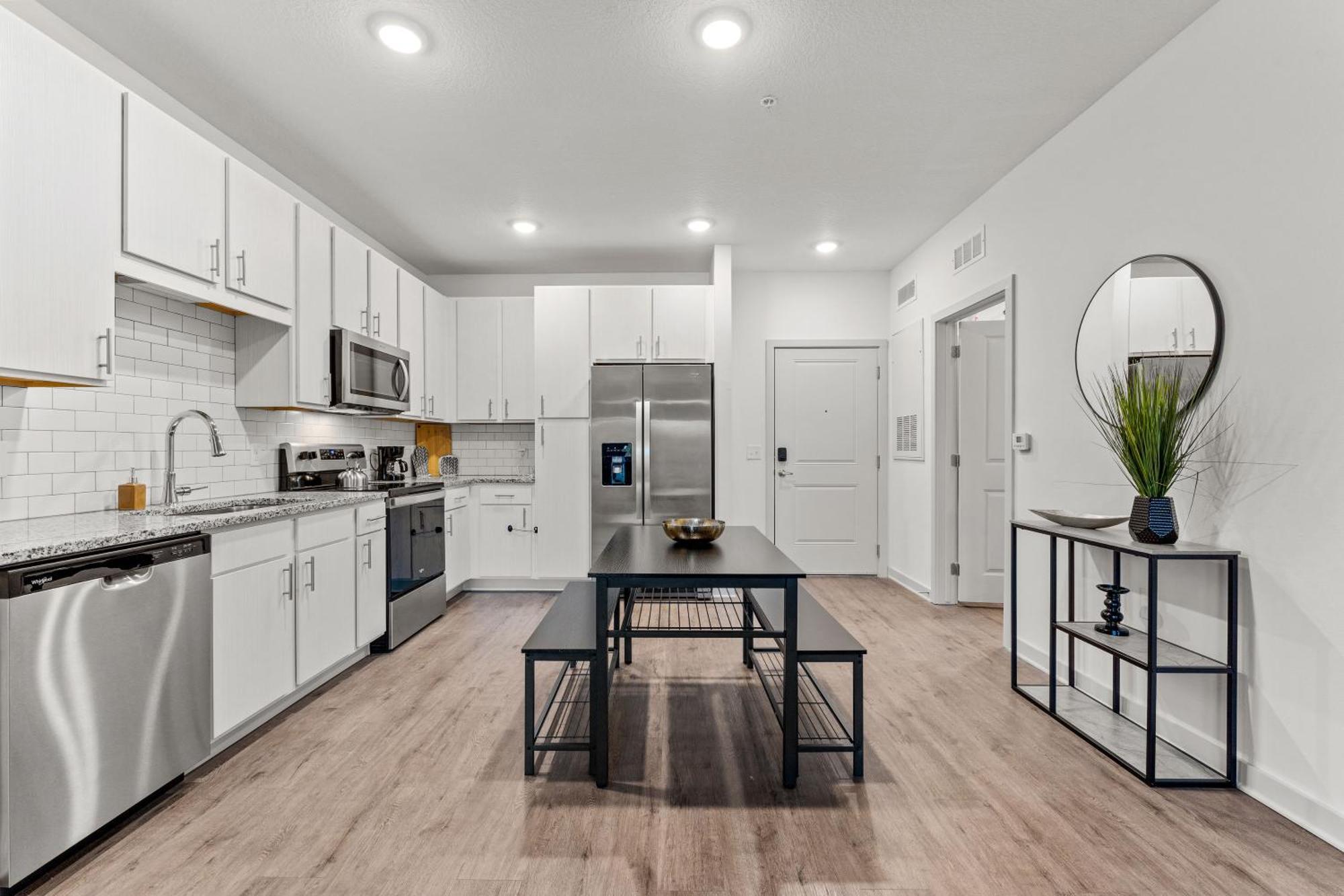 Complete Apartment ,10 Min To Parks Pets Allowed, Resort-Style Amenities Orlando Buitenkant foto
